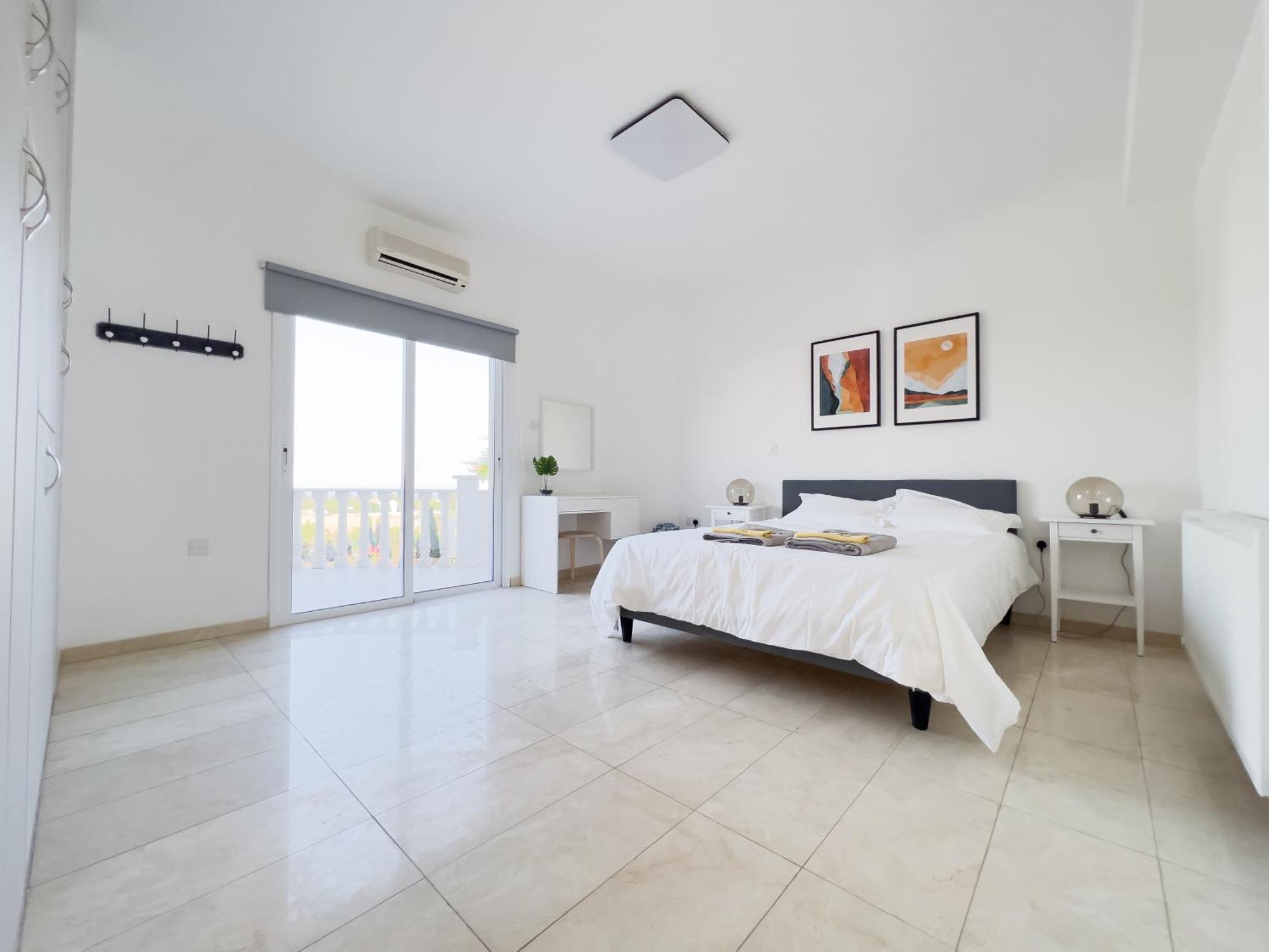 Grand Villa Lynn Seaview Ayia Napa Exterior photo
