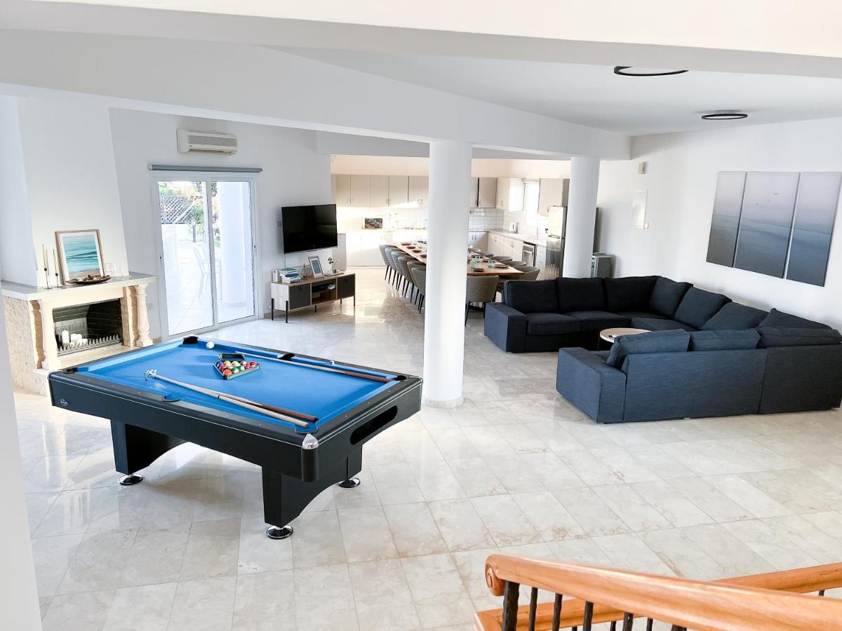 Grand Villa Lynn Seaview Ayia Napa Exterior photo