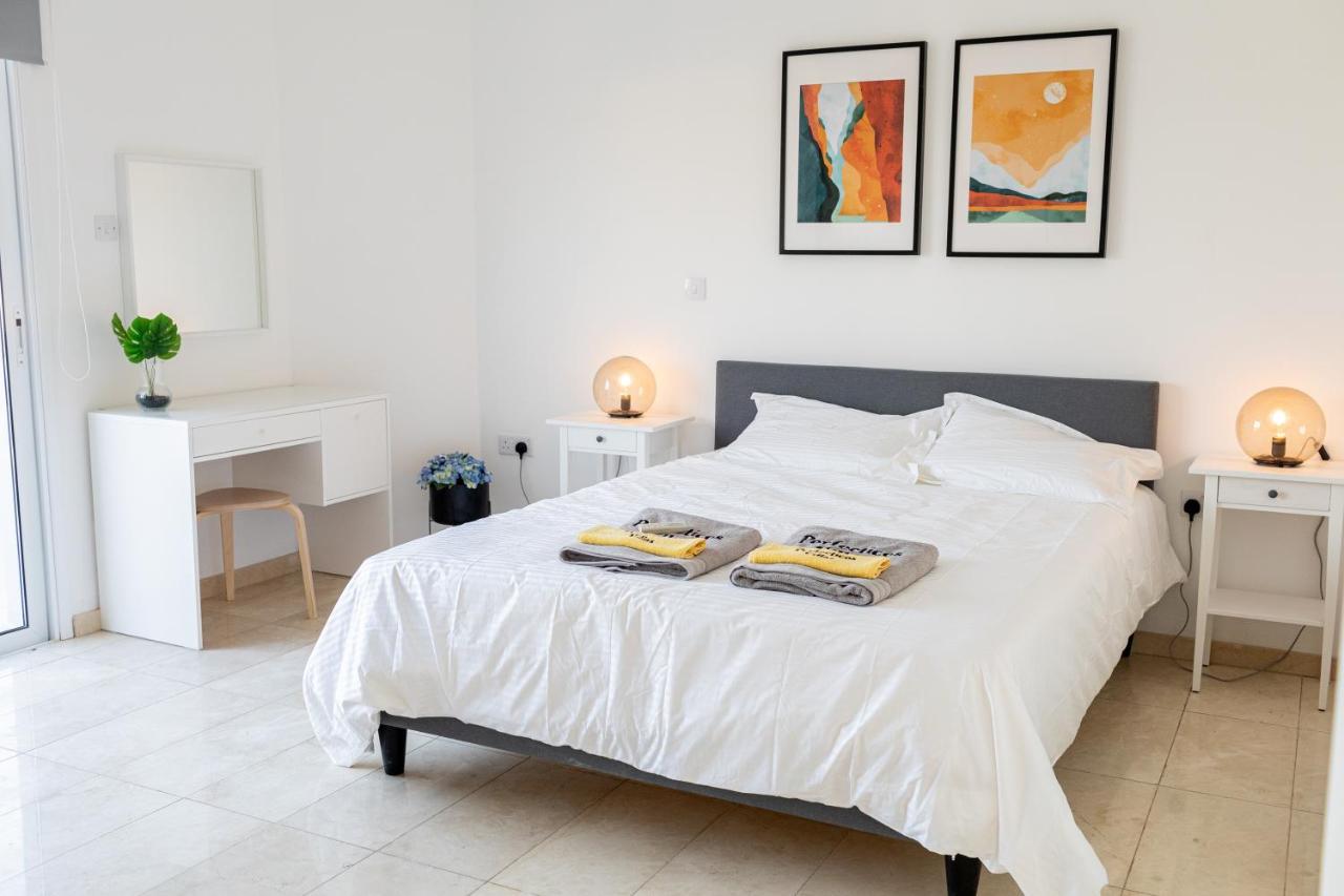 Grand Villa Lynn Seaview Ayia Napa Exterior photo